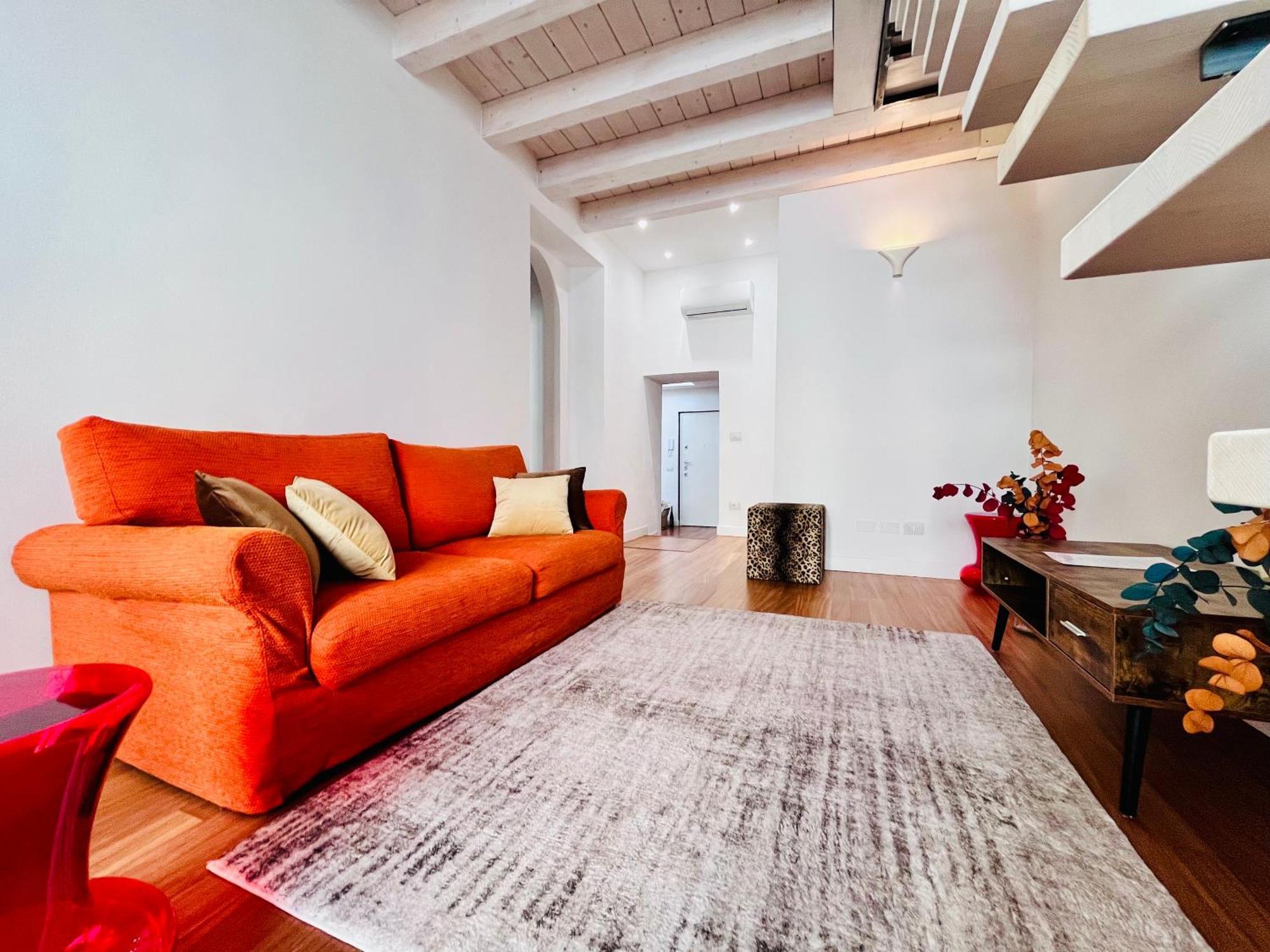 Riverside Loft Navigli - Spacious Two-Bedroom Apartment Mediolan Zewnętrze zdjęcie
